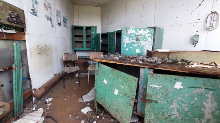 Blaues wunder werkstatt mit heizung